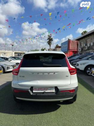 וולוו XC40 T4 Momentum אוט' 2.0 (190 כ''ס) בנזין 2019 למכירה בתל אביב יפו