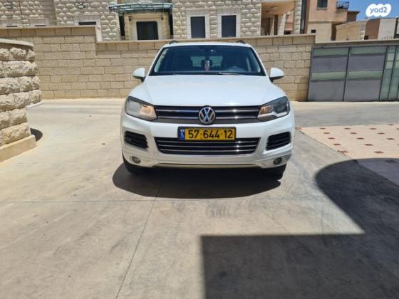 פולקסווגן טוארג 4X4 Luxury אוט' דיזל 3.0 (245 כ''ס) דיזל 2013 למכירה באכסאל