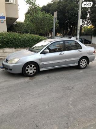 מיצובישי לנסר קלאסיק Executive אוט' 1.6 (98 כ''ס) בנזין 2008 למכירה בתל אביב יפו