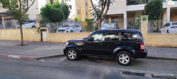 דודג' ניטרו 4X4 SXT אוט' 3.7 (205 כ''ס) בנזין 2009 למכירה בפתח תקווה