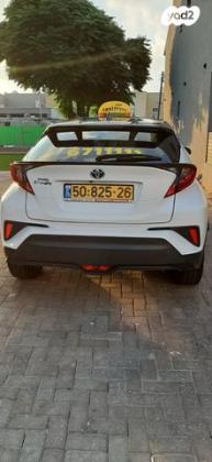 טויוטה C-HR Style Luxury הייבריד אוט' 1.8 (122 כ''ס) בנזין 2021 למכירה בקרית גת