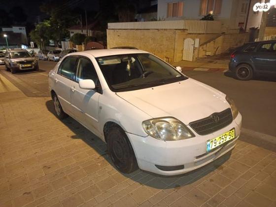 טויוטה קורולה GLI אוט' 1.6 (110 כ''ס) בנזין 2003 למכירה בגדרה