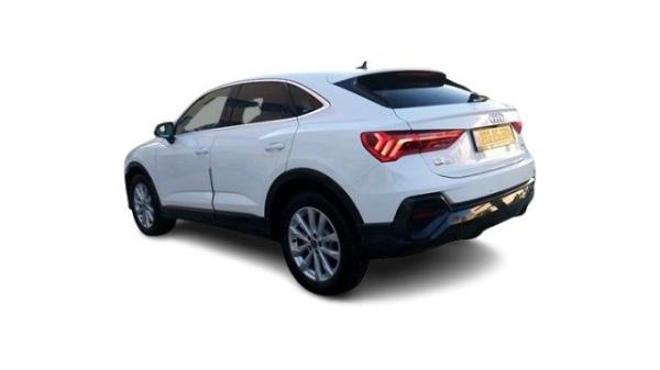 אאודי Q3 Sportback Comfort אוט' 1.5 (150 כ''ס) בנזין 2023 למכירה ב