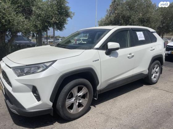 טויוטה RAV4 הייבריד E-xperience הייבריד 5 דל' אוט' 2.5 (178 כ''ס) בנזין 2021 למכירה בטירת כרמל