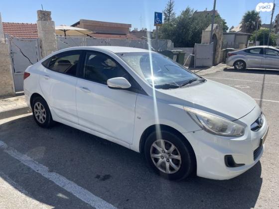 יונדאי i25 Inspire אוט' 1.6 (124 כ"ס) בנזין 2012 למכירה בבית שמש