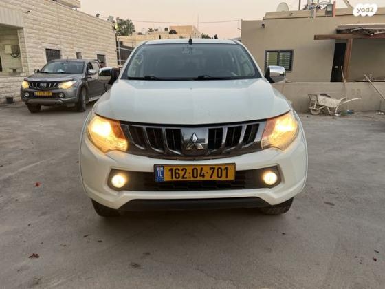 מיצובישי טרייטון / L200 2X4 Instyle דאבל קבינה אוט' דיזל 2.4 (154 כ''ס) דיזל 2017 למכירה באכסאל