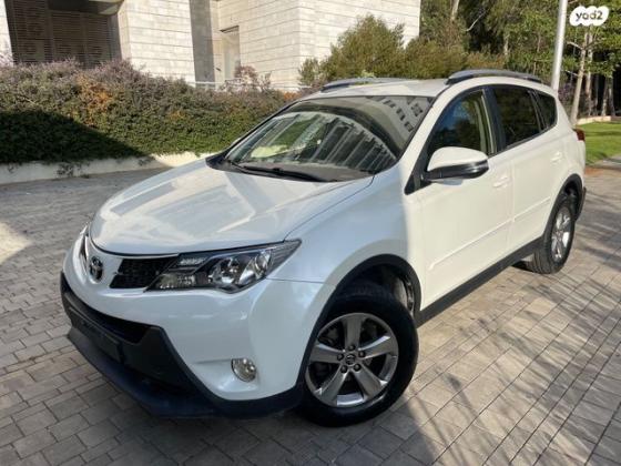 טויוטה RAV4 ארוך 4X4 GLI אוט' 2.0 (151 כ''ס) בנזין 2015 למכירה ברמת גן