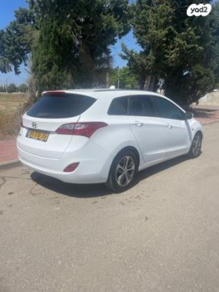 יונדאי i30 Inspire סטיישן אוט' 1.6 (135 כ"ס) בנזין 2016 למכירה באשקלון