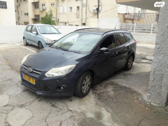 פורד פוקוס Trend סטיישן אוט' 1.6 (125 כ''ס) בנזין 2014 למכירה בנתניה