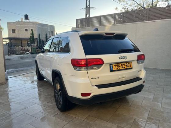 ג'יפ / Jeep גרנד צ'ירוקי 4X4 Laredo אוט' 5 מק' 3.6 (286 כ''ס) בנזין 2019 למכירה בבית ג'ן