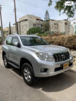 טויוטה לנד קרוזר קצר 4X4 Select 60th אוט' דיזל 3.0 (190 כ''ס) דיזל 2014 למכירה בהוד השרון