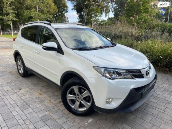 טויוטה RAV4 ארוך 4X4 GLI אוט' 2.0 (151 כ''ס) בנזין 2015 למכירה ברמת גן