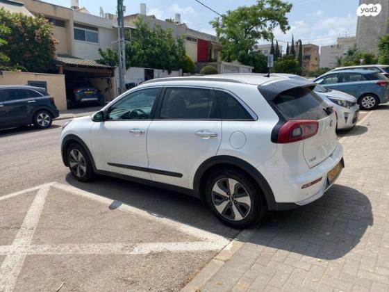 קיה נירו הייבריד EX הייבריד אוט' 1.6 (141 כ"ס) בנזין 2017 למכירה בהרצליה