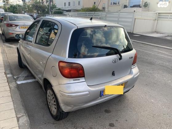 טויוטה יאריס Sol אוט' 1.3 (87 כ''ס) בנזין 2004 למכירה בקרית מוצקין