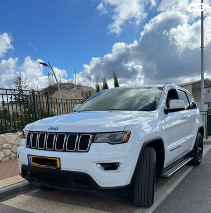 ג'יפ / Jeep גרנד צ'ירוקי 4X4 Laredo אוט' 5 מק' 3.6 (295 כ''ס) בנזין 2021 למכירה במעלות תרשיחא