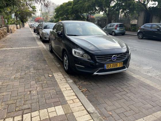 וולוו S60 T5 Kinetic אוט' 2.0 (245 כ''ס) בנזין 2015 למכירה בהוד השרון