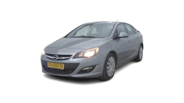 אופל אסטרה Berlina Enjoy סדאן אוט' 1.4 (140 כ"ס) בנזין 2013 למכירה ב