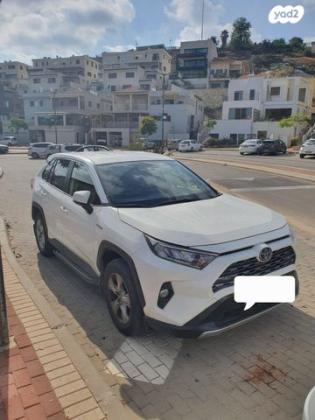 טויוטה RAV4 הייבריד E-xperience הייבריד 5 דל' אוט' 2.5 (178 כ''ס) בנזין 2021 למכירה בכפר סבא