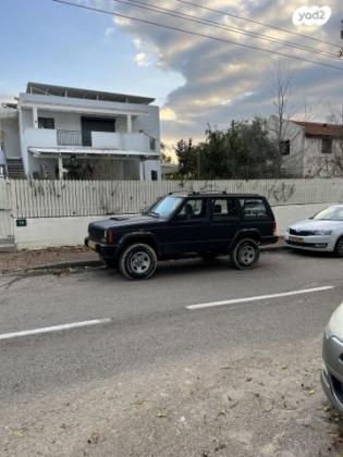 ג'יפ / Jeep צ'ירוקי 4X4 Sport אוט' 4.0 (176 כ''ס) בנזין 1999 למכירה בשילת