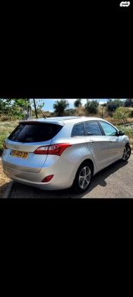 יונדאי i30 Inspire סטיישן אוט' 1.6 (135 כ"ס) בנזין 2016 למכירה בירושלים