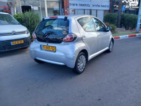 טויוטה אייגו (AYGO) Plus רובוטית 1.0 (69 כ''ס) בנזין 2013 למכירה בראשון לציון