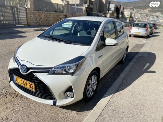 טויוטה יאריס הייבריד Hybrid אוט' 1.5 (74 כ''ס) בנזין 2015 למכירה בכרמיאל