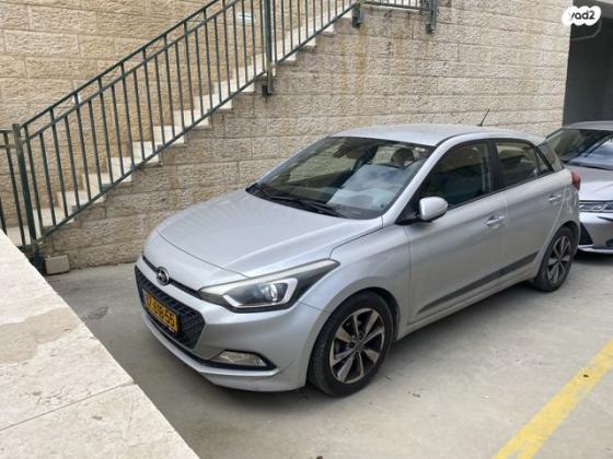 יונדאי i20 Premium אוט' 1.4 (100 כ''ס) בנזין 2017 למכירה בירושלים