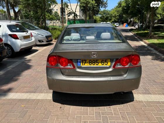 הונדה סיוויק סדאן החדשה LS אוט' 1.8 (140 כ''ס) בנזין 2008 למכירה ברחובות