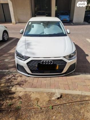 אאודי A1 Sportback Comfort אוט' 1.5 (150 כ''ס) בנזין 2022 למכירה בתל אביב יפו