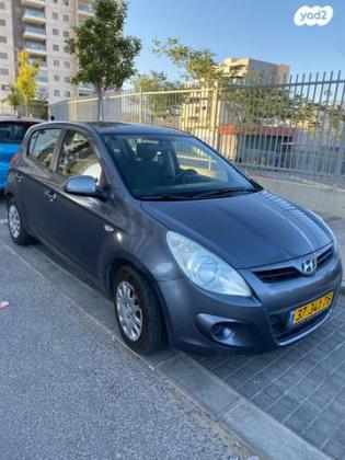 יונדאי i20 Inspire אוט' 1.4 (100 כ"ס) [2009-2015] בנזין 2011 למכירה בבאר שבע