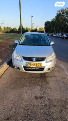 סוזוקי SX4 GLX-HB הצ'בק אוט' 1.6 (119 כ''ס) בנזין 2010 למכירה בכפר סבא