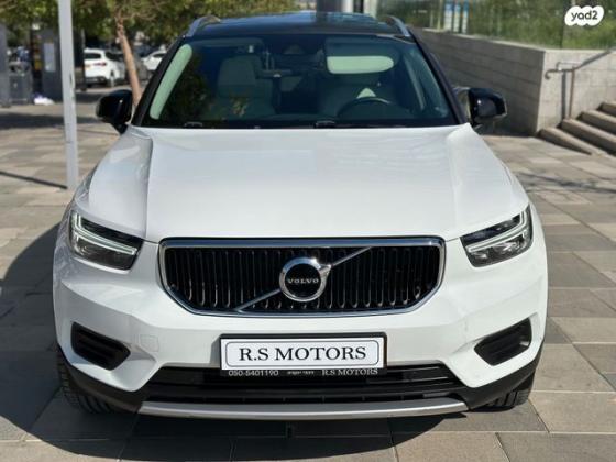 וולוו XC40 T4 Momentum with Leather אוט' 2.0 (190 כ''ס) בנזין 2020 למכירה בחולון