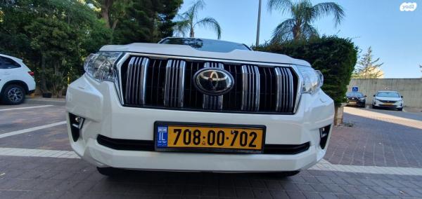 טויוטה לנד קרוזר קצר 4X4 Luxury SWB אוט' 3 דלתות דיזל 2.8 (204 כ''ס) דיזל 2021 למכירה בקרית מוצקין