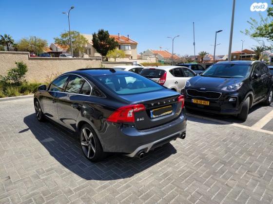 וולוו S60 T5 R-Design Plus אוט' 2.0 (245 כ"ס) בנזין 2015 למכירה בהוד השרון