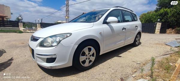 יונדאי i30CW Inspire סטיישן אוט' 1.6 (126 כ''ס) בנזין 2010 למכירה בבית שמש