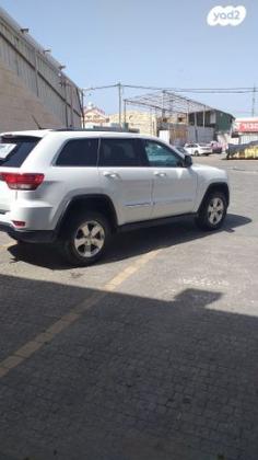 ג'יפ / Jeep גרנד צ'ירוקי 4X4 Laredo אוט' 3.6 (282 כ''ס) בנזין 2012 למכירה בחיפה