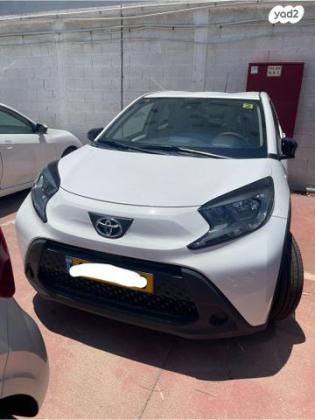 טויוטה אייגו קרוס (AYGO X) Pure הצ'בק 4X2 אוט' 1.0 (72 כ"ס) בנזין 2023 למכירה ב