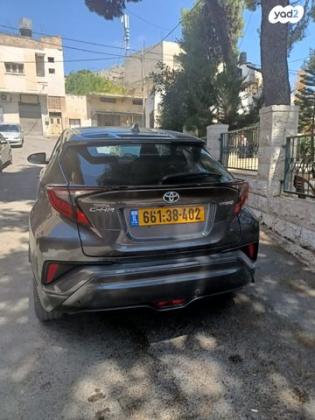 טויוטה C-HR Club הייבריד אוט' 1.8 (98 כ''ס) בנזין 2021 למכירה בתל אביב יפו