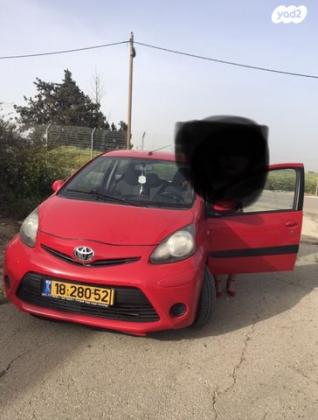 טויוטה אייגו (AYGO) Plus רובוטית 1.0 (69 כ''ס) בנזין 2013 למכירה באופקים