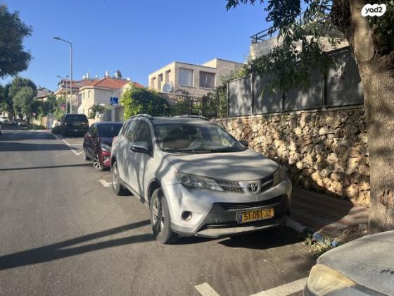 טויוטה RAV4 ארוך 4X4 GLI MC אוט' 2.0 (152 כ"ס) בנזין 2015 למכירה בגבעת זאב