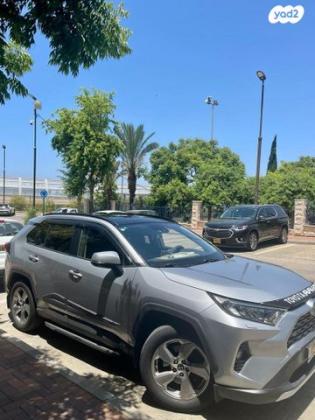 טויוטה RAV4 ארוך Extreme אוט' 2.0 (175 כ''ס) בנזין 2020 למכירה בקרית ביאליק