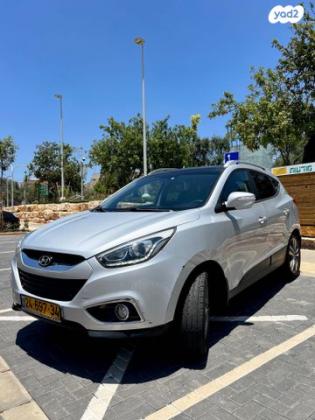 יונדאי iX35 Open Sky אוט' 2.0 (154 כ''ס) בנזין 2015 למכירה בפתח תקווה