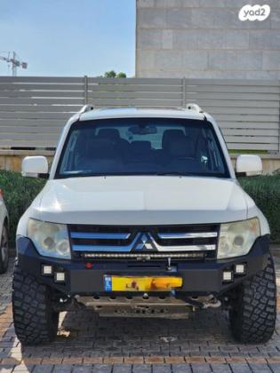 מיצובישי פג'רו קצר 4X4 Dakar אוט' דיזל 5 מק' 3.2 (200 כ"ס) דיזל 2011 למכירה באור עקיבא