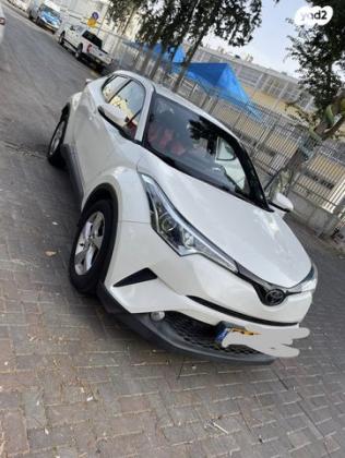 טויוטה C-HR City אוט' 1.2 (116 כ''ס) בנזין 2017 למכירה בתל אביב יפו