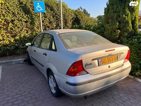 פורד פוקוס LX סדאן אוט' 1.6 (102 כ''ס) בנזין 2003 למכירה בקרית טבעון