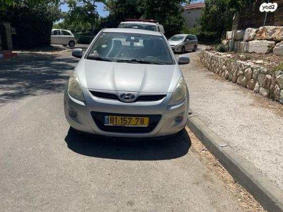 יונדאי i20 Instyle אוט' 1.4 (100 כ''ס) בנזין 2012 למכירה במודיעין מכבים רעות