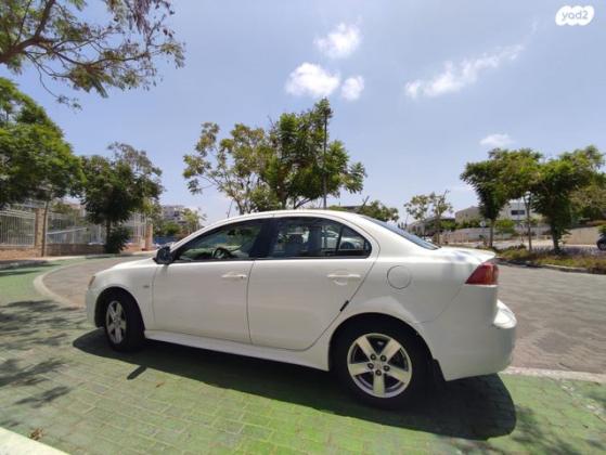 מיצובישי לנסר הדור החדש Sport אוט' 1.8 (140 כ"ס) בנזין 2011 למכירה בראשון לציון