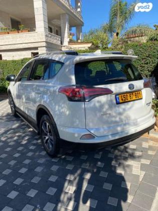 טויוטה RAV4 ארוך 4X4 GLI MC אוט' 2.0 (152 כ"ס) בנזין 2018 למכירה באום אל פחם