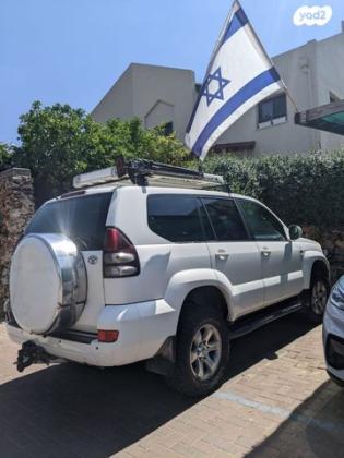 טויוטה לנד קרוזר ארוך 4X4 STD אוט' דיזל 8 מק' 3.0 (166 כ''ס) דיזל 2006 למכירה במתן