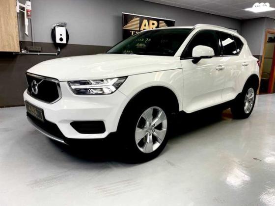 וולוו XC40 T4 Momentum with Leather אוט' 2.0 (190 כ''ס) בנזין 2020 למכירה בראשון לציון